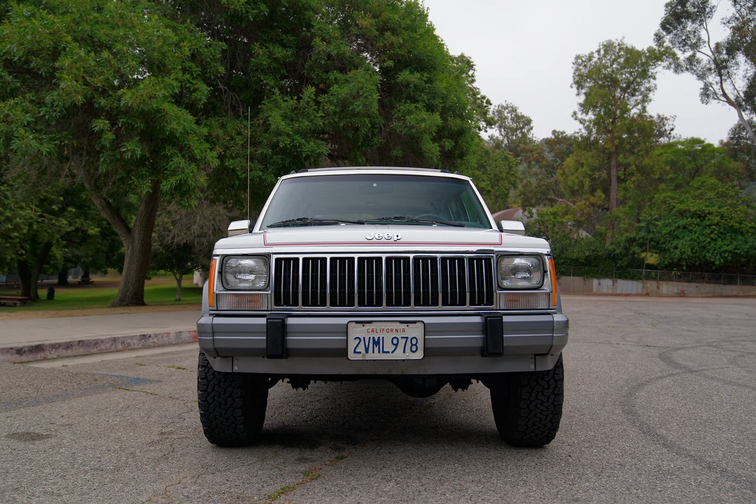 1991 Jeep XJ Cherokee - Image 26 of 31