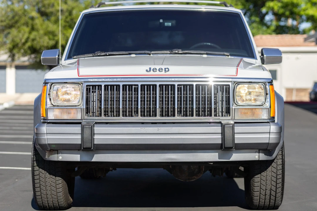 1991 Jeep XJ Cherokee - Image 9 of 31