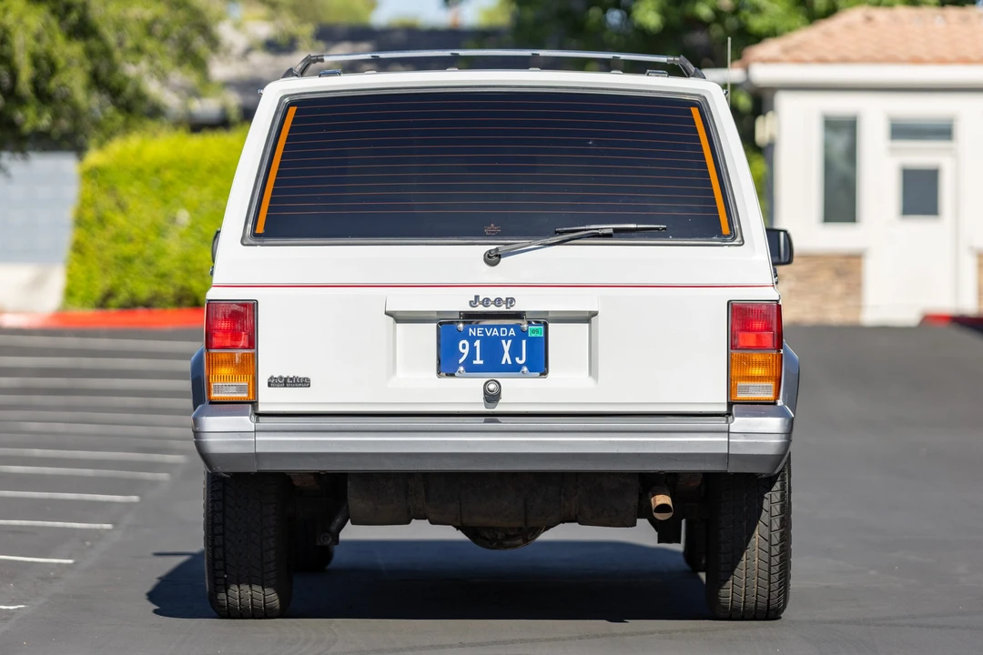 1991 Jeep XJ Cherokee - Image 6 of 31