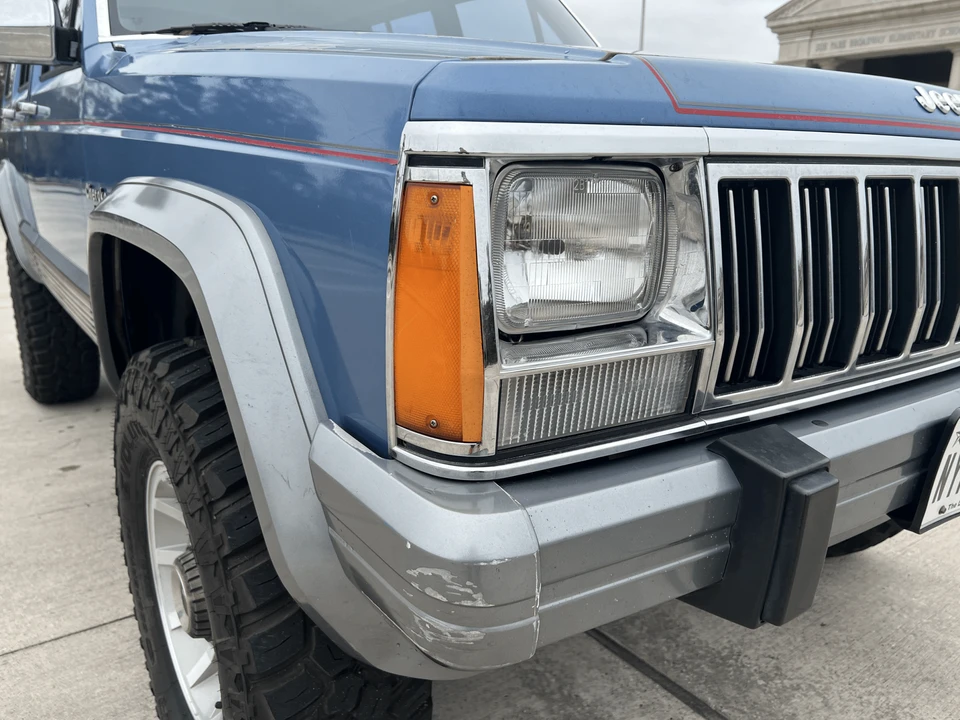 1991 Jeep XJ Cherokee - Image 15 of 31