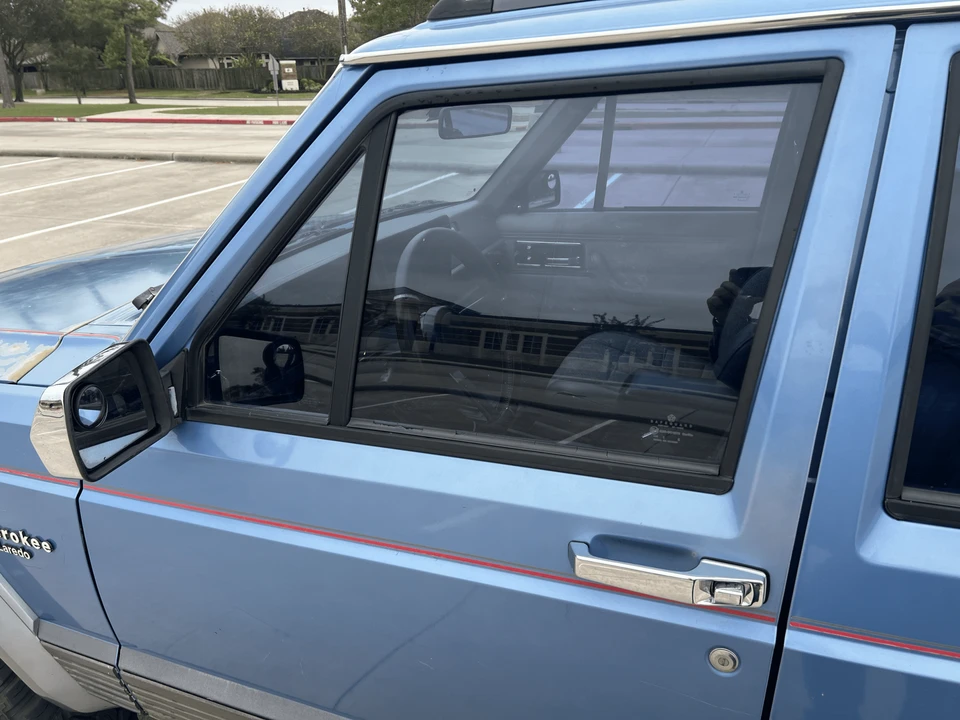 1991 Jeep XJ Cherokee - Image 22 of 31