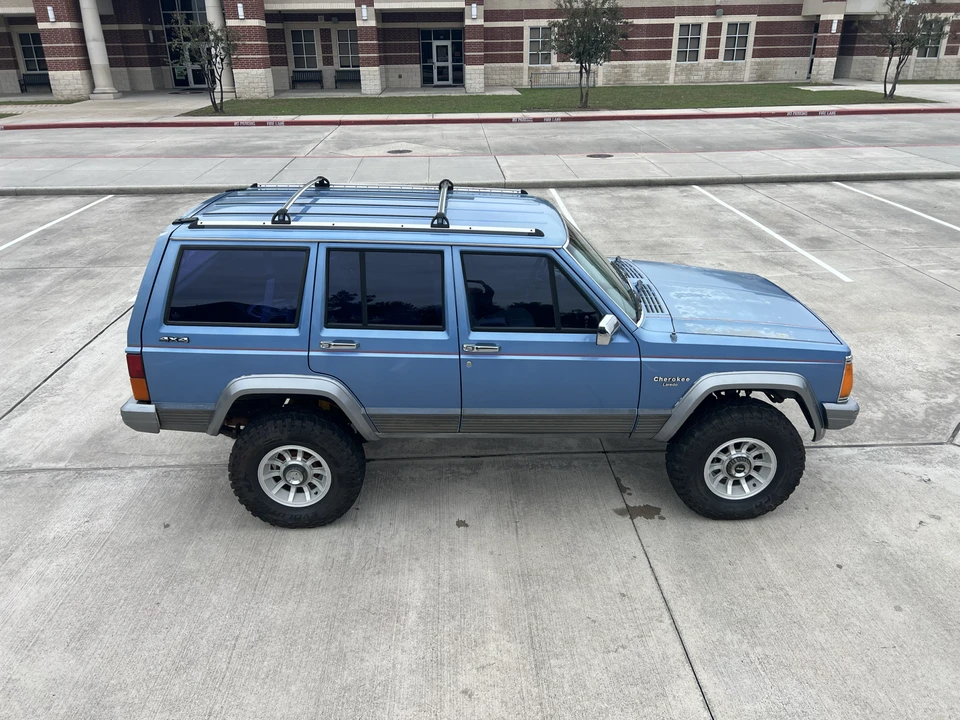 1991 Jeep XJ Cherokee - Image 9 of 31