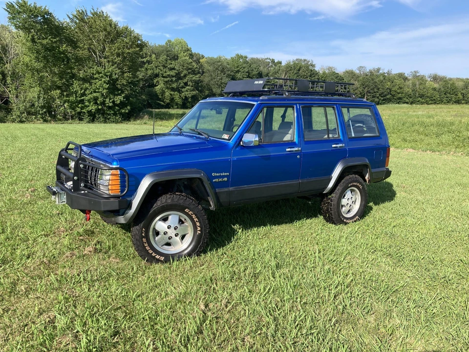 1991 Jeep XJ Cherokee - Image 6 of 31