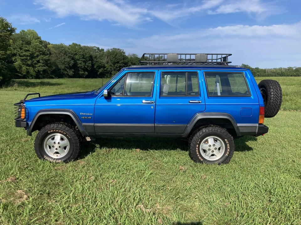 1991 Jeep XJ Cherokee - Image 10 of 31