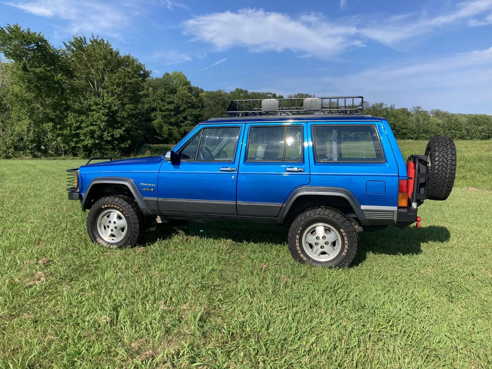 1991 Jeep XJ Cherokee - Image 11 of 31