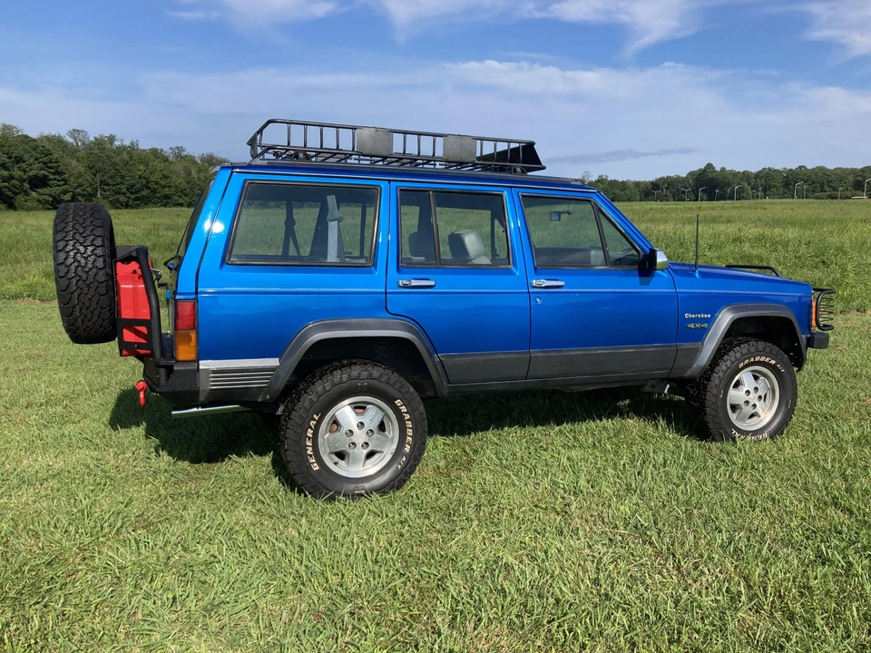1991 Jeep XJ Cherokee - Image 24 of 31