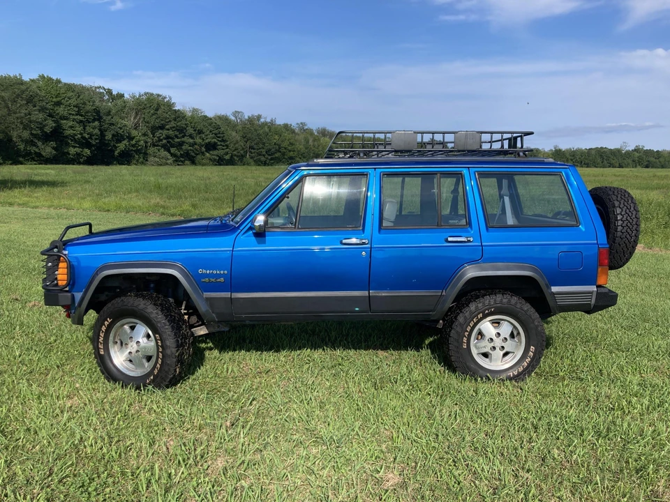 1991 Jeep XJ Cherokee - Image 9 of 31