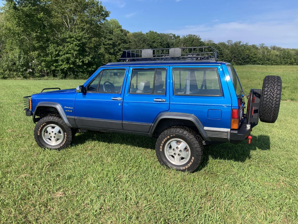 1991 Jeep XJ Cherokee - Image 13 of 31