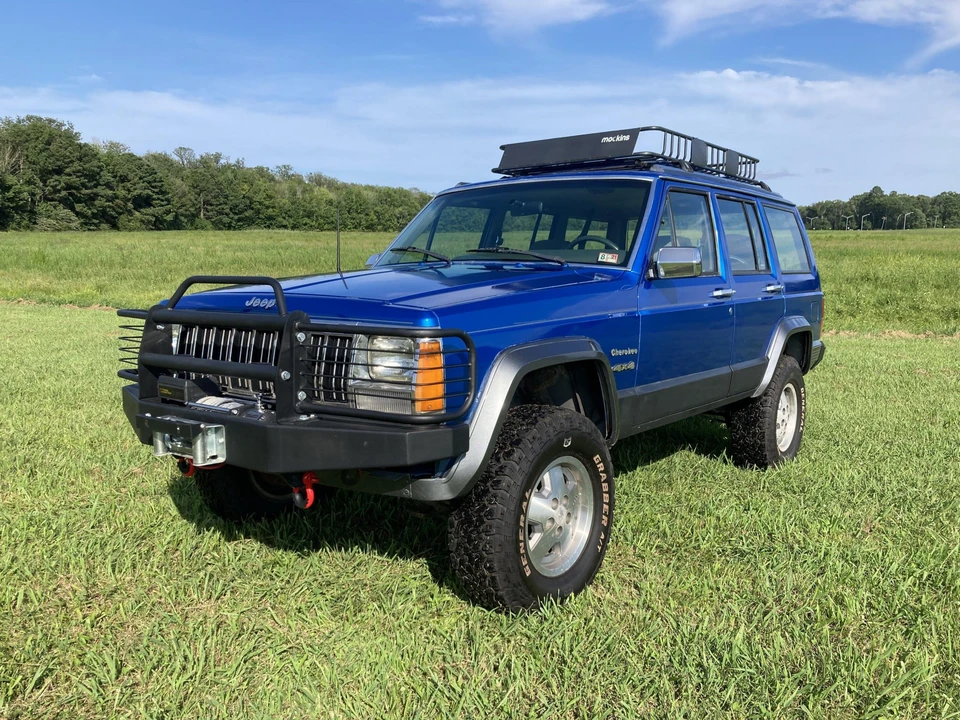 1991 Jeep XJ Cherokee - Image 2 of 31
