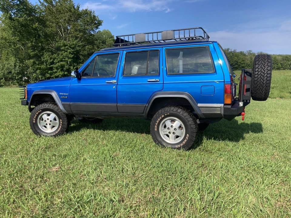 1991 Jeep XJ Cherokee - Image 12 of 31