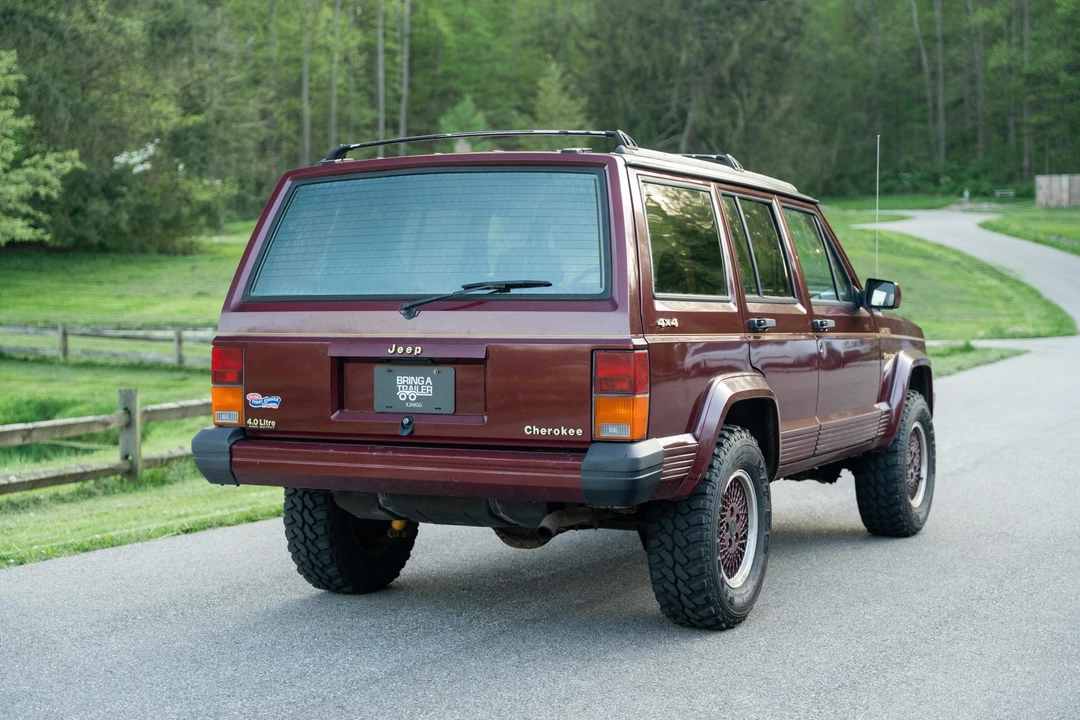 1991 Jeep XJ Cherokee - Image 24 of 31