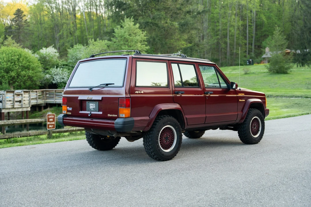 1991 Jeep XJ Cherokee - Image 21 of 31