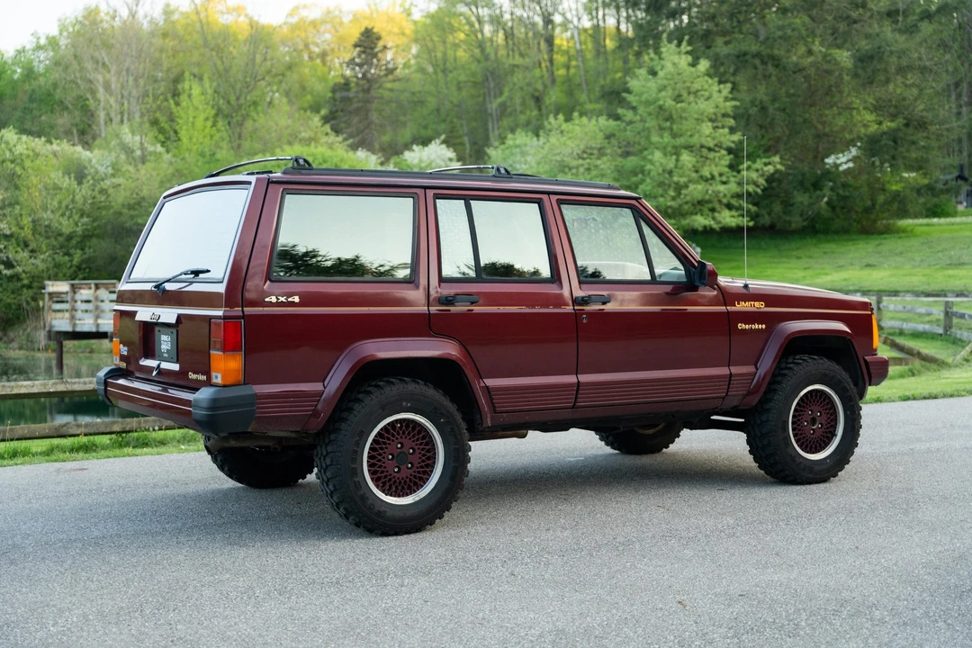 1991 Jeep XJ Cherokee - Image 18 of 31