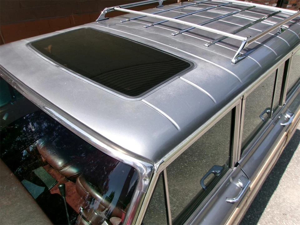 1991 Jeep SJ Grand Wagoneer - Image 3 of 31
