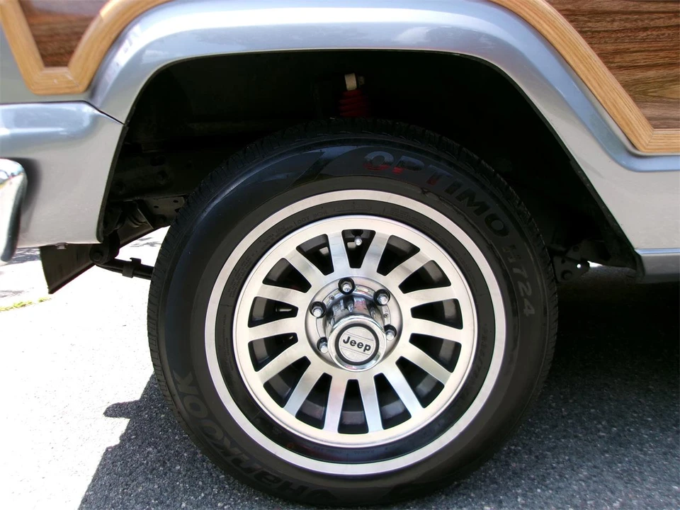 1991 Jeep SJ Grand Wagoneer - Image 30 of 31