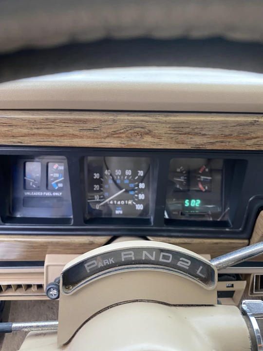 1991 Jeep SJ Grand Wagoneer - Image 28 of 31
