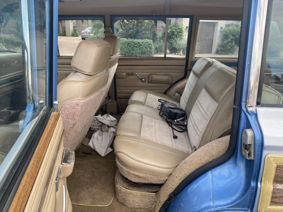 1991 Jeep SJ Grand Wagoneer - Image 24 of 31