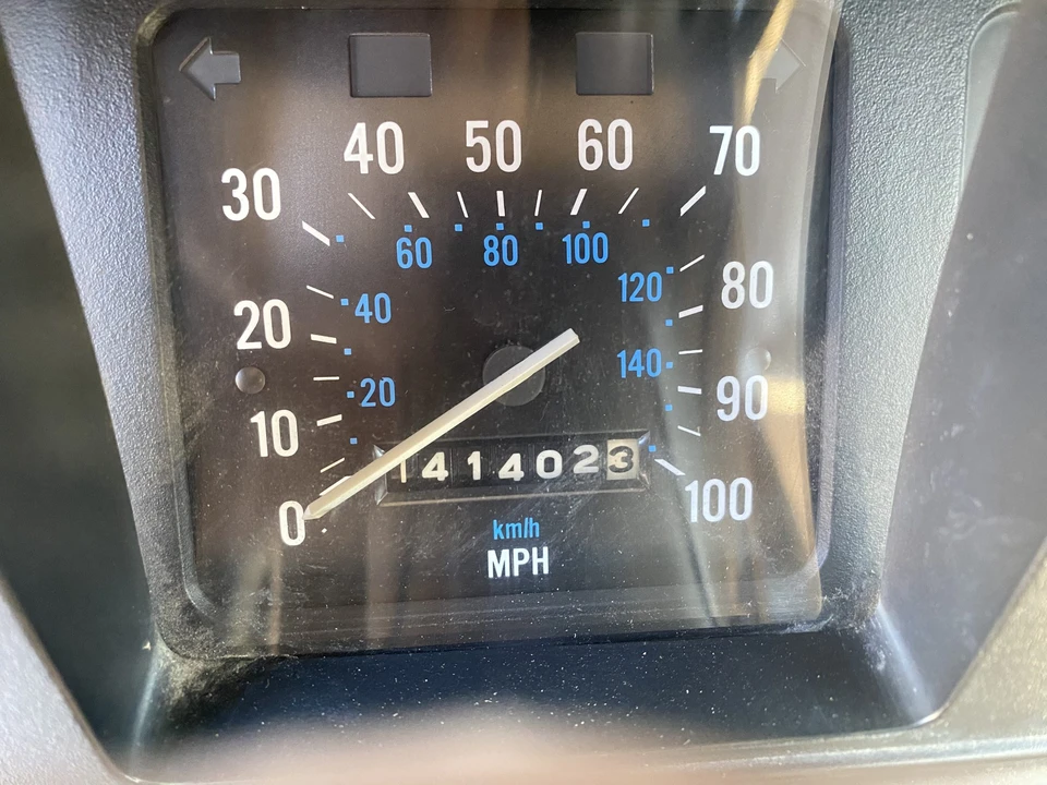 1991 Jeep SJ Grand Wagoneer - Image 29 of 31