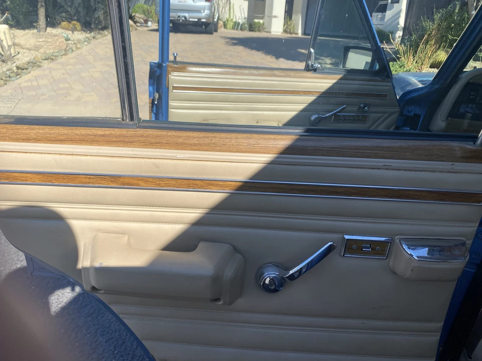1991 Jeep SJ Grand Wagoneer - Image 23 of 31