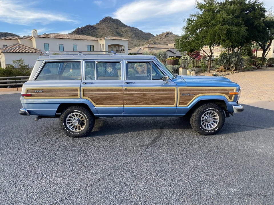 1991 Jeep SJ Grand Wagoneer - Image 6 of 31