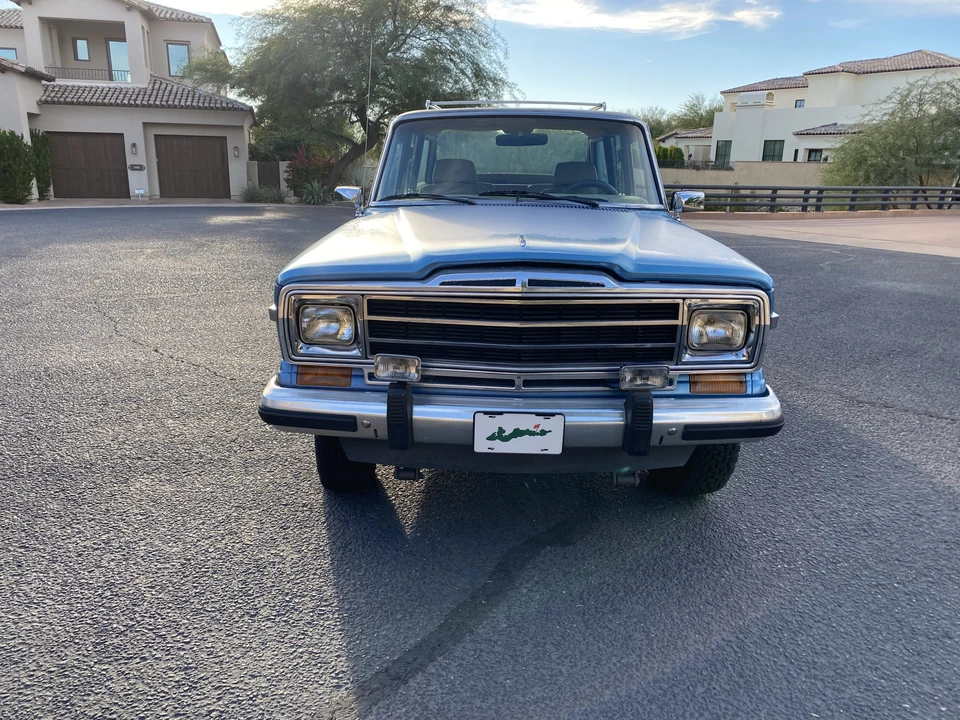 1991 Jeep SJ Grand Wagoneer - Image 2 of 31