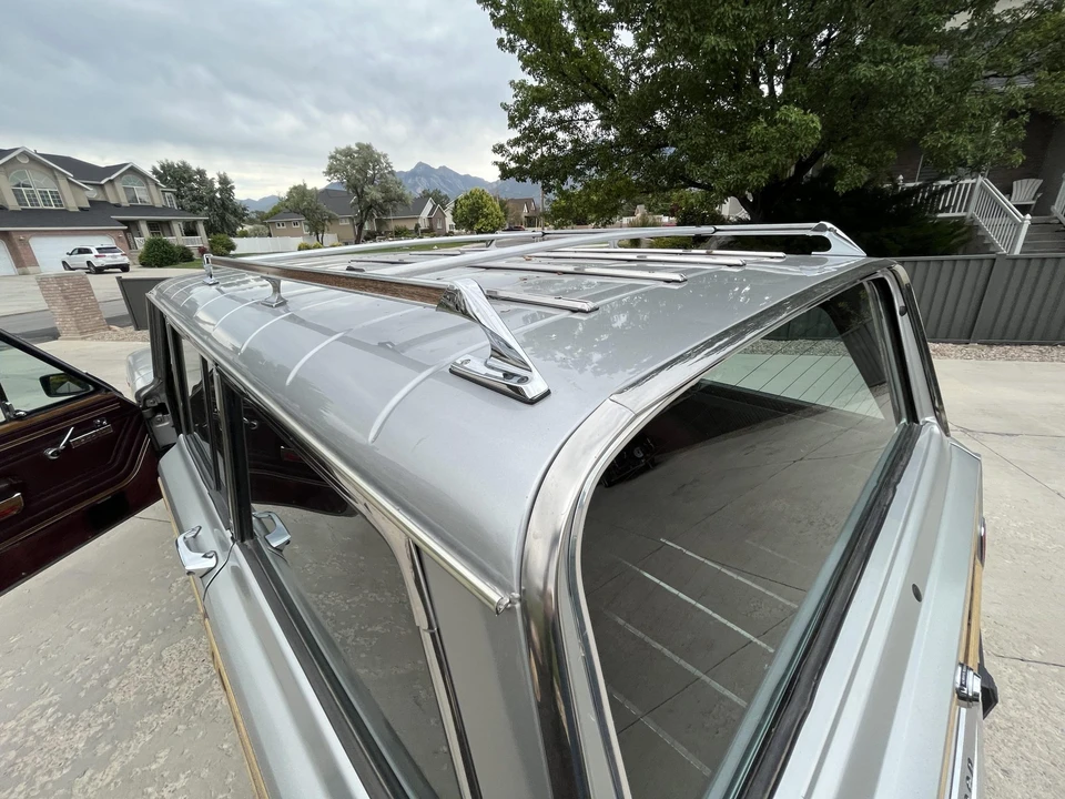 1991 Jeep SJ Grand Wagoneer - Image 19 of 31