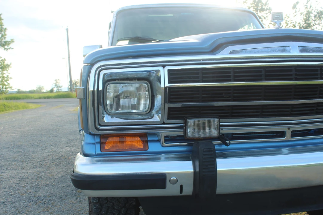 1991 Jeep SJ Grand Wagoneer - Image 24 of 31