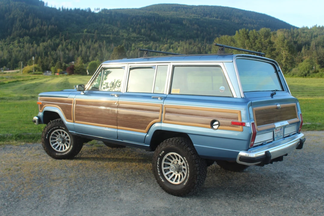 1991 Jeep SJ Grand Wagoneer - Image 19 of 31