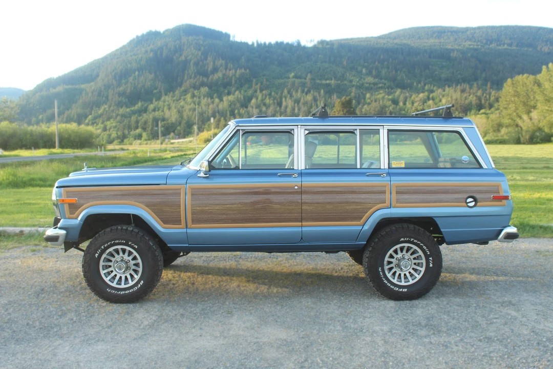 1991 Jeep SJ Grand Wagoneer - Image 23 of 31