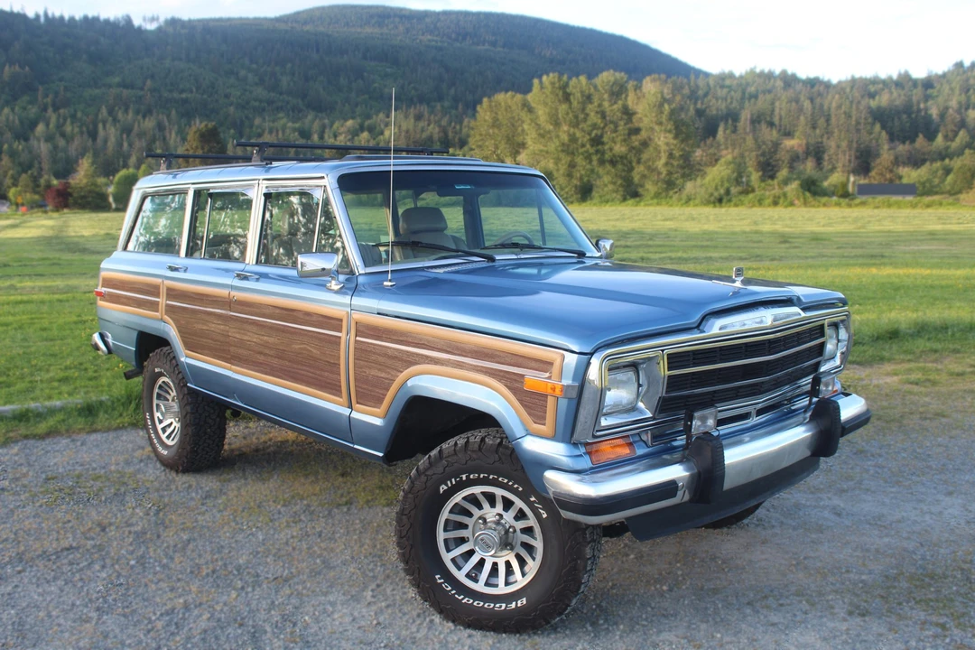1991 Jeep SJ Grand Wagoneer - Image 8 of 31