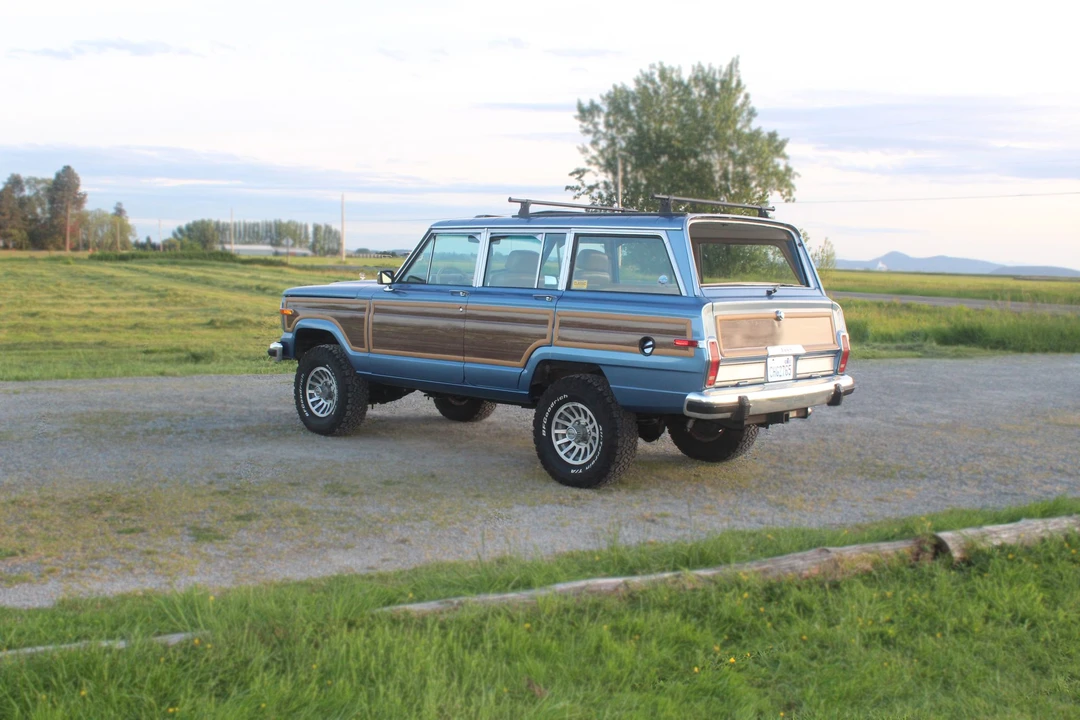 1991 Jeep SJ Grand Wagoneer - Image 21 of 31