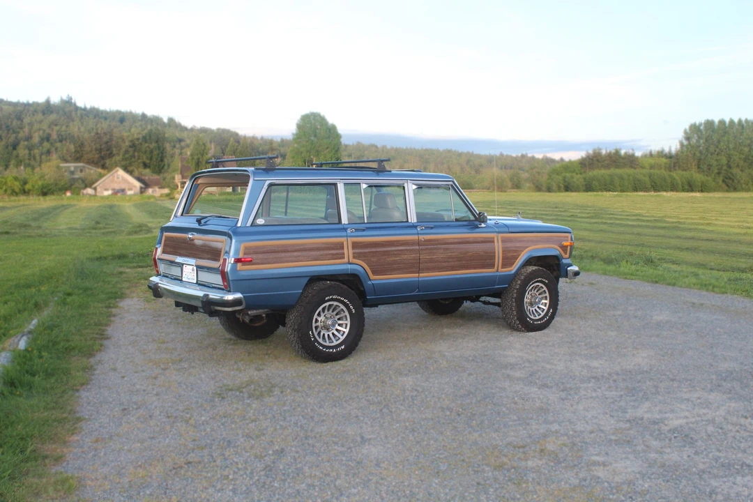 1991 Jeep SJ Grand Wagoneer - Image 13 of 31