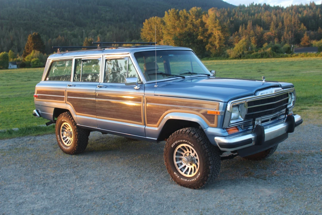 1991 Jeep SJ Grand Wagoneer - Image 10 of 31