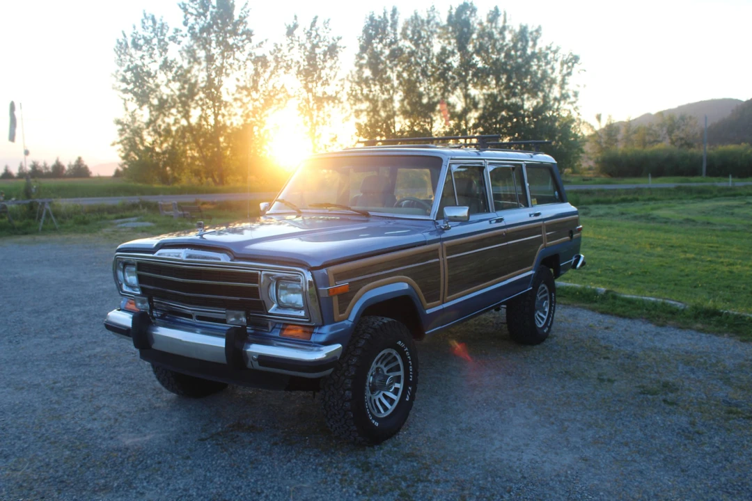 1991 Jeep SJ Grand Wagoneer - Image 4 of 31