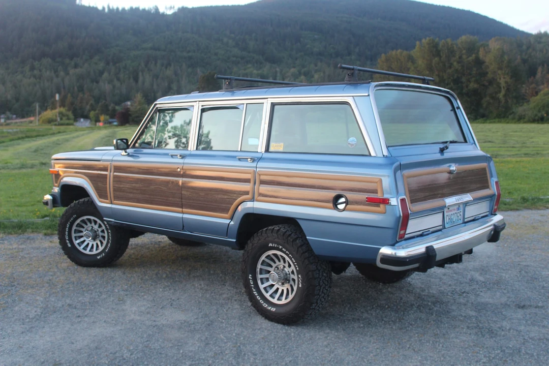 1991 Jeep SJ Grand Wagoneer - Image 20 of 31