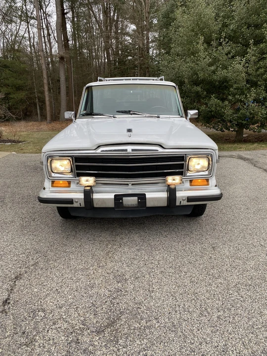 1991 Jeep SJ Grand Wagoneer - Image 10 of 31