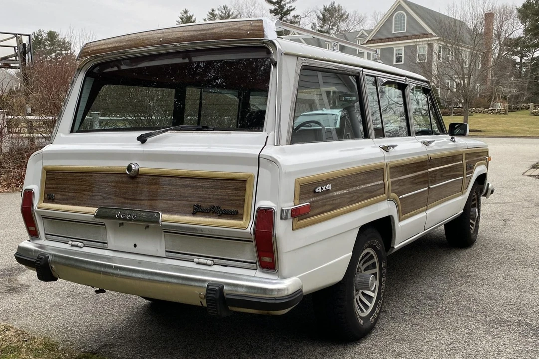 1991 Jeep SJ Grand Wagoneer - Image 6 of 31