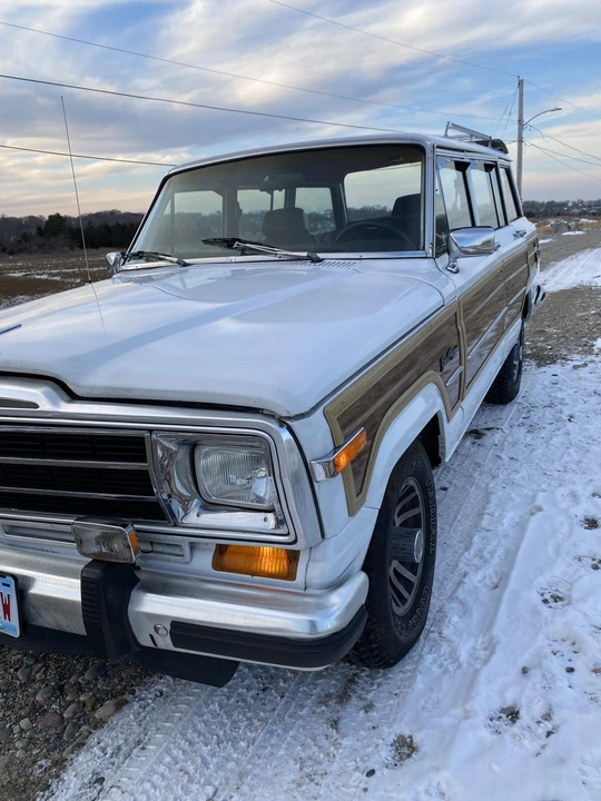 1991 Jeep SJ Grand Wagoneer - Image 16 of 31