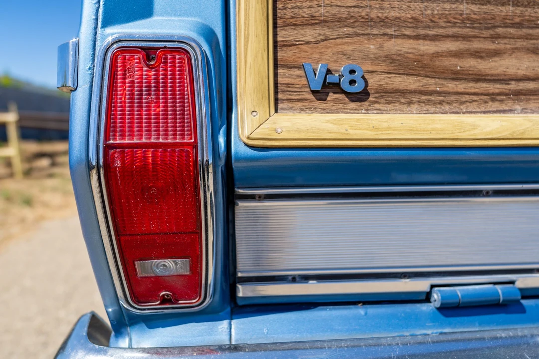 1991 Jeep SJ Grand Wagoneer - Image 26 of 31