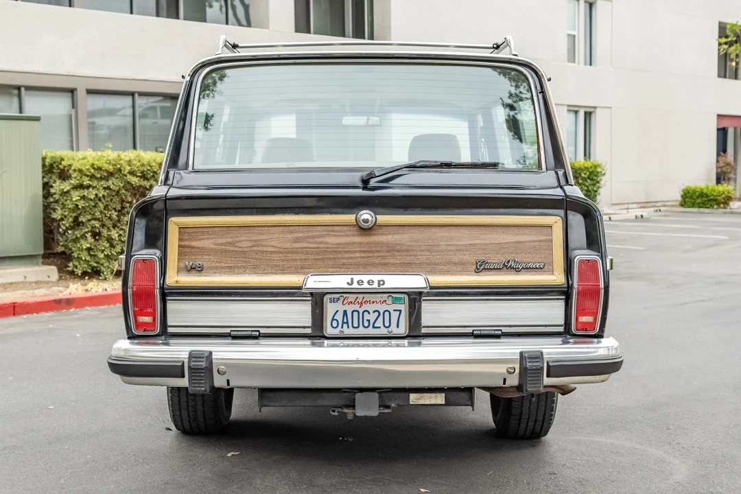1991 Jeep SJ Grand Wagoneer - Image 8 of 31