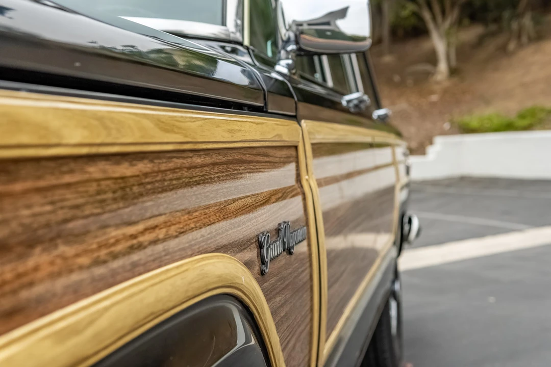 1991 Jeep SJ Grand Wagoneer - Image 26 of 31