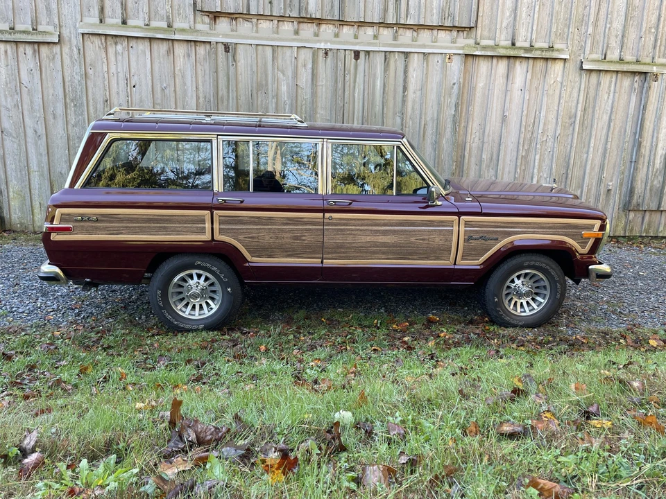 1991 Jeep SJ Grand Wagoneer - Image 15 of 31