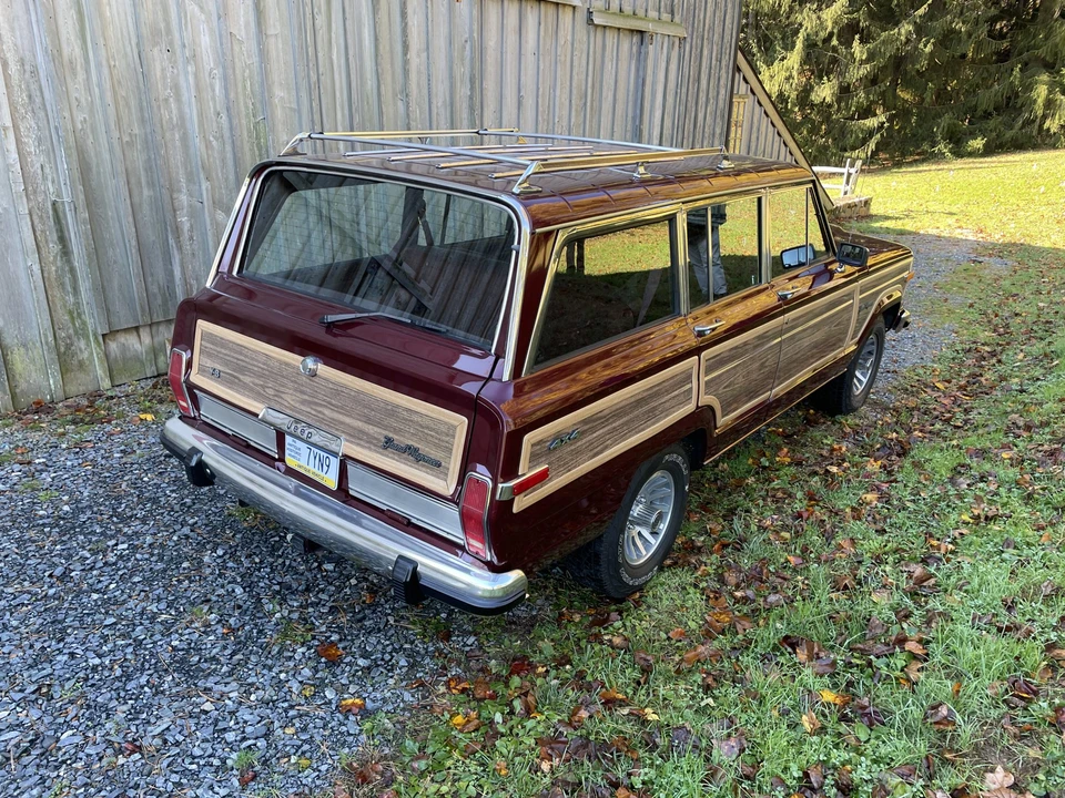 1991 Jeep SJ Grand Wagoneer - Image 17 of 31
