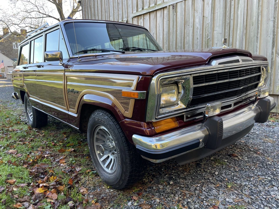 1991 Jeep SJ Grand Wagoneer - Image 11 of 31