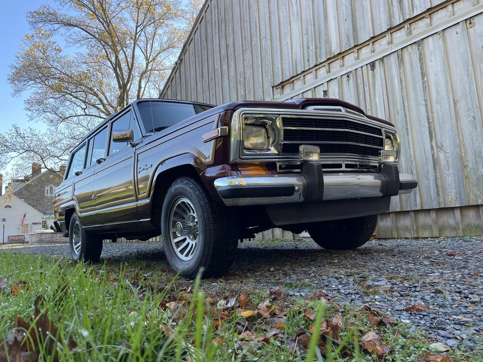 1991 Jeep SJ Grand Wagoneer - Image 10 of 31