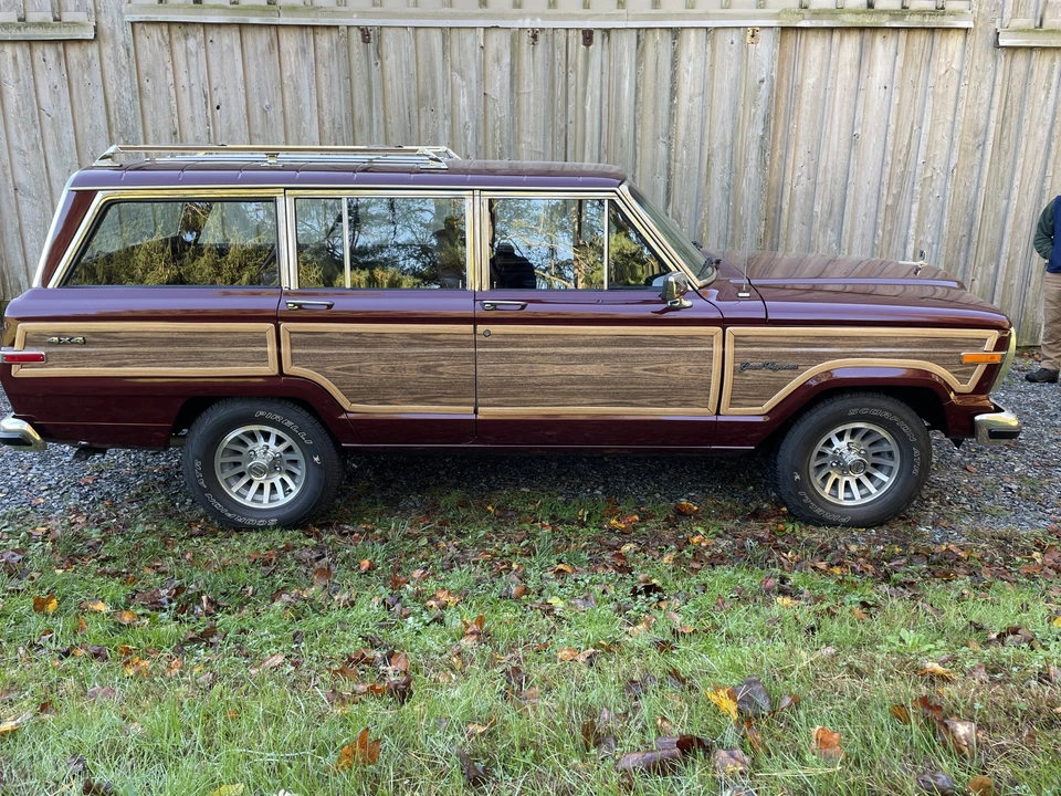 1991 Jeep SJ Grand Wagoneer - Image 14 of 31