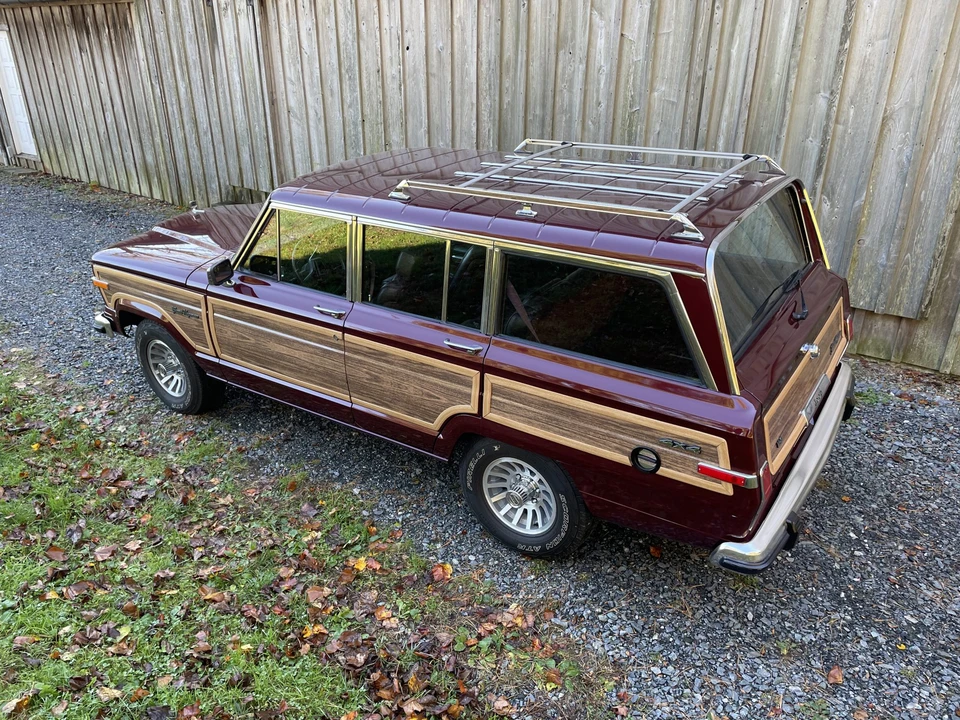 1991 Jeep SJ Grand Wagoneer - Image 24 of 31