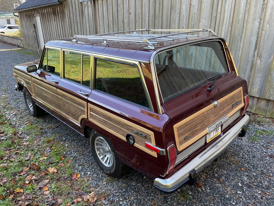 1991 Jeep SJ Grand Wagoneer - Image 25 of 31