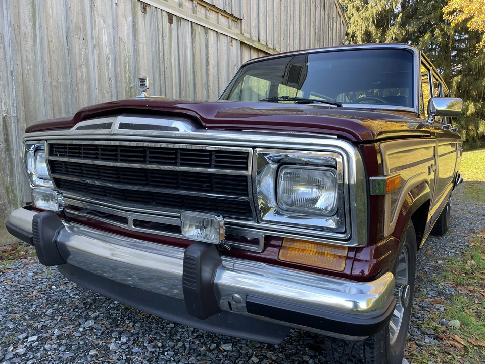 1991 Jeep SJ Grand Wagoneer - Image 8 of 31