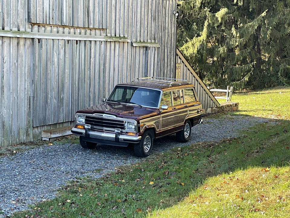 1991 Jeep SJ Grand Wagoneer - Image 3 of 31